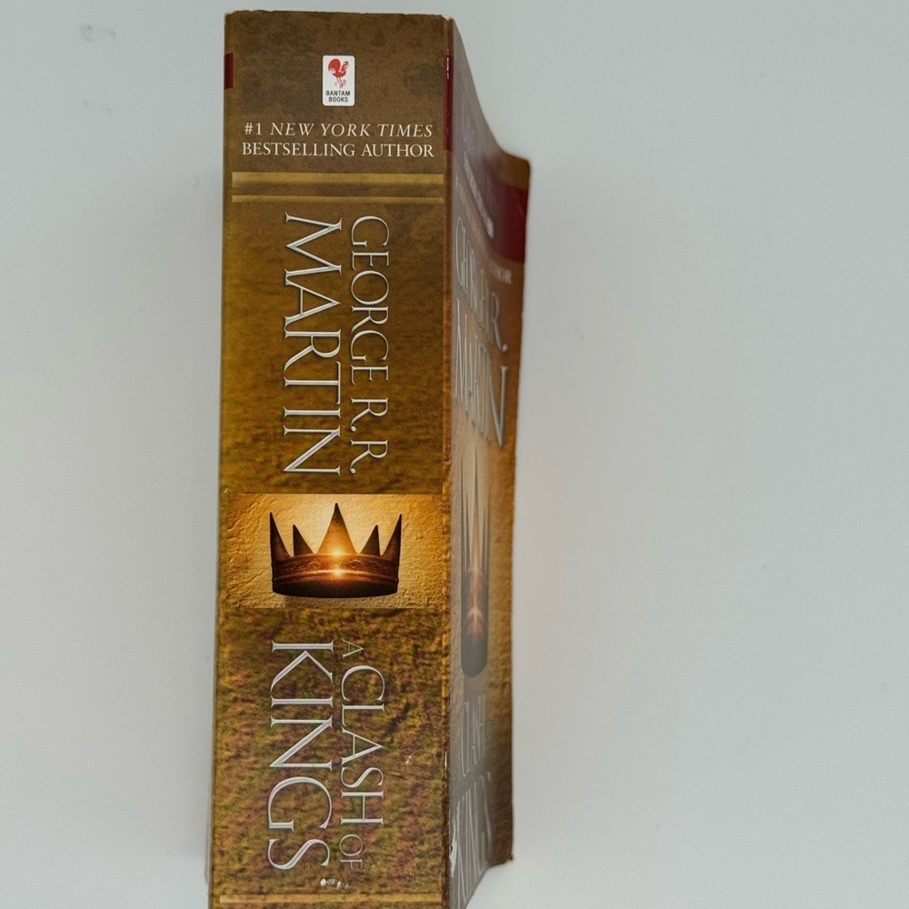 A Clash of Kings by George R.R. Martin - Paperback - Picture 2 of 3